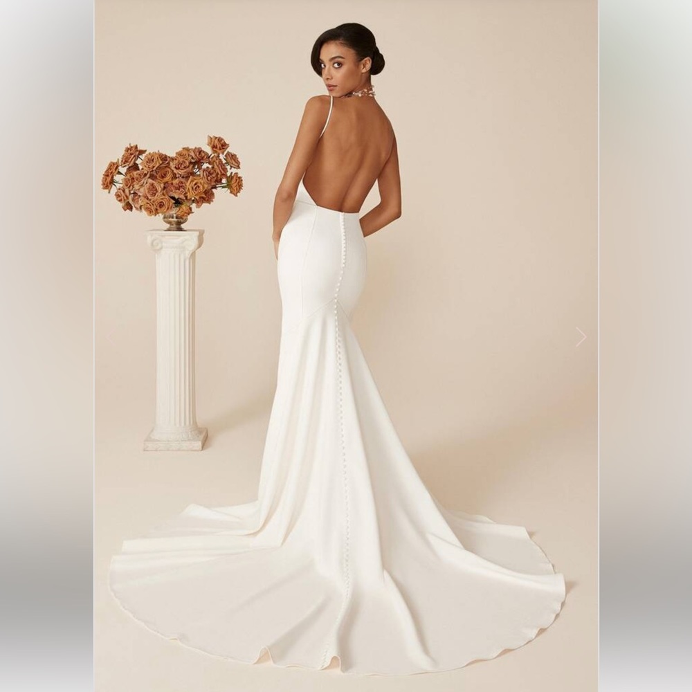 Declan wedding gown in Ivory